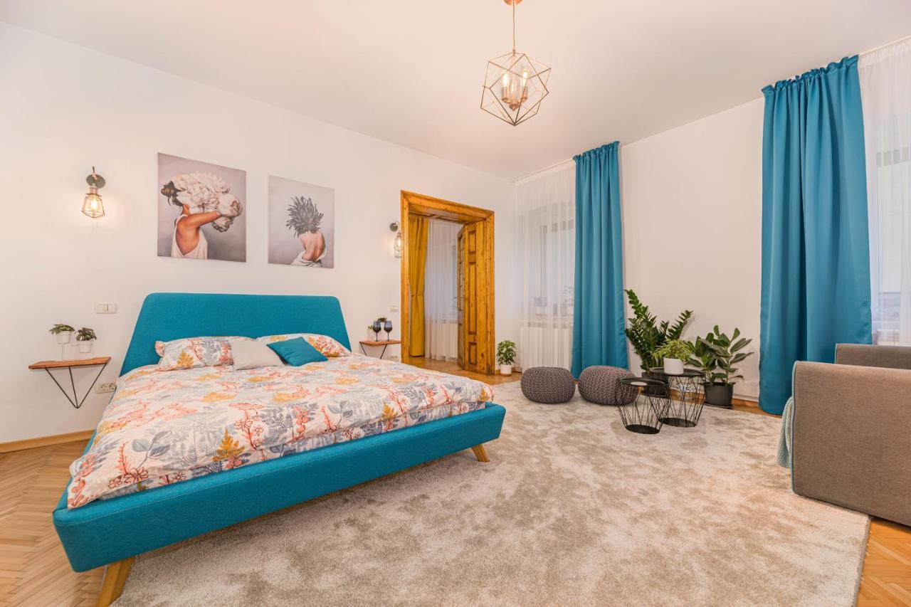 Garden Hideout - Central Apartment Brasov Ngoại thất bức ảnh
