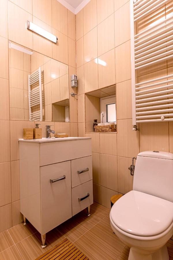 Garden Hideout - Central Apartment Brasov Ngoại thất bức ảnh