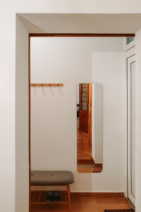 Garden Hideout - Central Apartment Brasov Ngoại thất bức ảnh