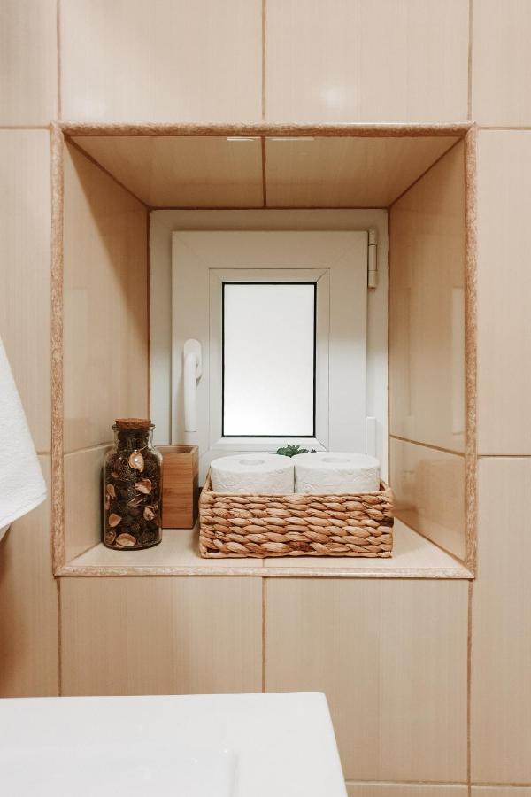 Garden Hideout - Central Apartment Brasov Ngoại thất bức ảnh